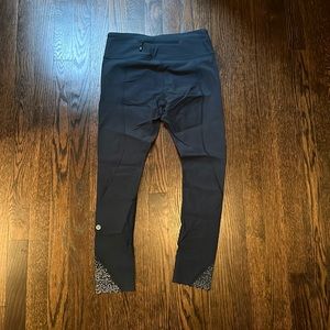 Lululemon Reflective scalloped legging